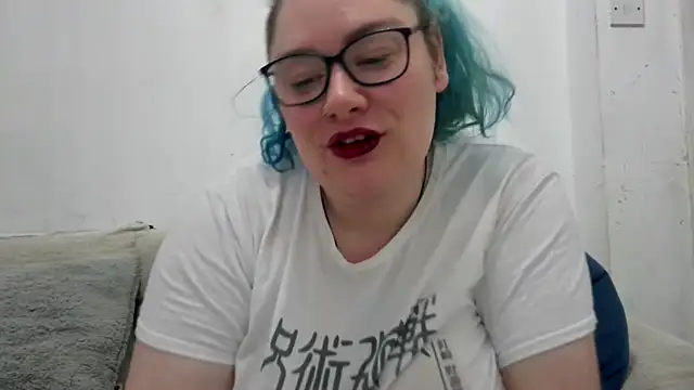 Bustycurves online show from June 2026 10:31:01 AM