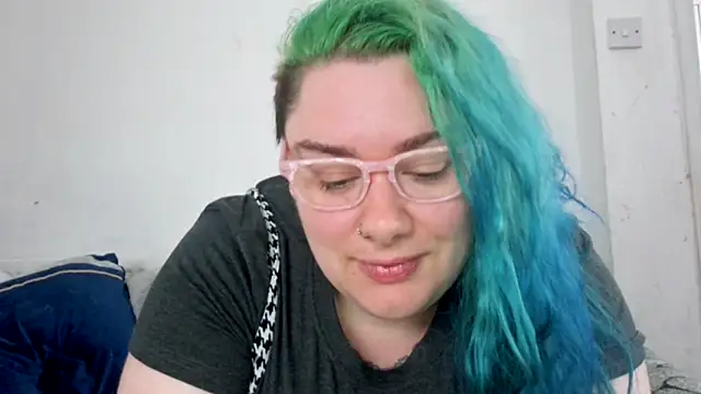 Bustycurves online show from May 2026 10:02:02 AM