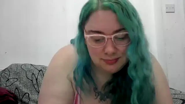 Bustycurves online show from May 2026 08:40:01 AM