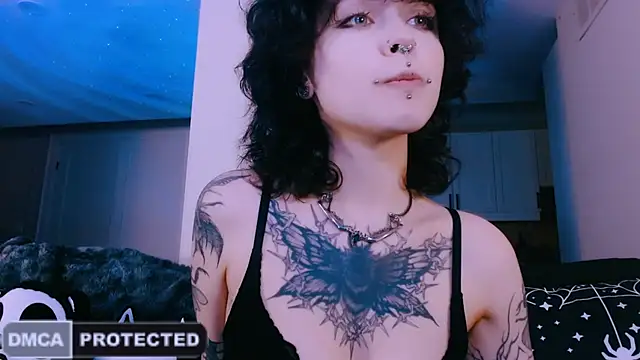 Snapshot of NaughtyLittleFox chatting on May 2026 03:27:02 AM NaughtyLittleFox online show from May 2026 03:27:02 AM