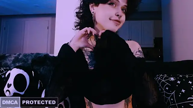 NaughtyLittleFox online show from March 2026 04:39:02 AM