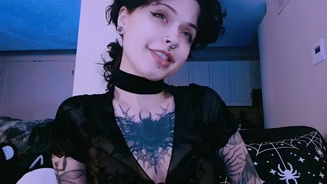 NaughtyLittleFox online show from April 2026 07:04:02 AM