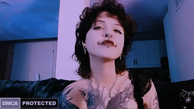 NaughtyLittleFox online show from January 2026 05:11:02 AM