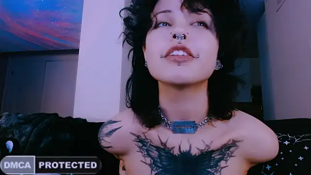 Snapshot of NaughtyLittleFox chatting on May 2026 04:20:01 AM NaughtyLittleFox online show from May 2026 04:20:01 AM