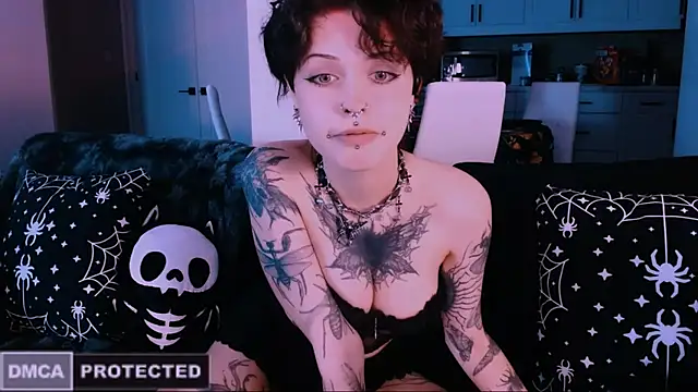 NaughtyLittleFox online show from January 2026 03:21:02 AM