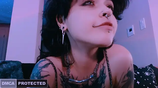 NaughtyLittleFox online show from February 2026 06:03:02 AM