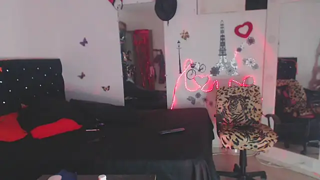 Snapshot of brigitht chatting on November 2025 05:45:02 AM brigitht online show from November 2025 05:45:02 AM