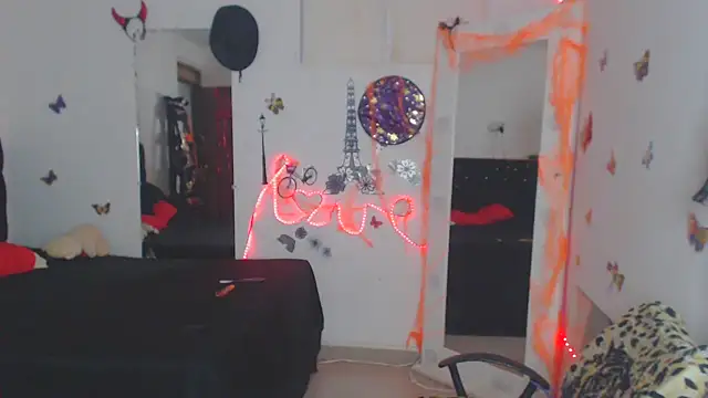 Snapshot of brigitht chatting on October 2025 09:40:01 AM brigitht online show from October 2025 09:40:01 AM