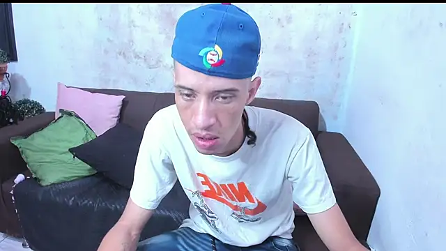 master and sumisse online show from March 2026 03:28:02 AM