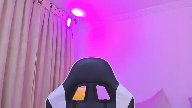 shanel taylor online show from March 2026 02:04:02 AM