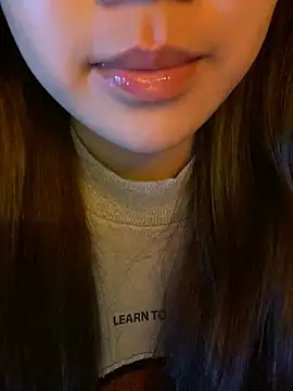 Snapshot of minmin2kk5 chatting on March 2026 02:08:01 AM minmin2kk5 online show from March 2026 02:08:01 AM