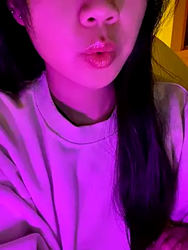 minmin2kk5 online show from November 2025 05:22:02 AM