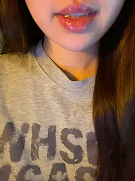 minmin2kk5 online show from April 2026 03:46:01 PM