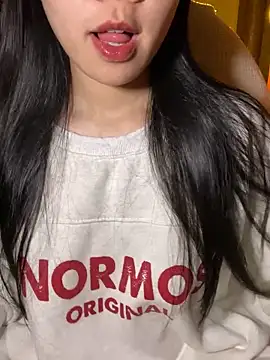 minmin2kk5 online show from November 2025 04:07:02 PM