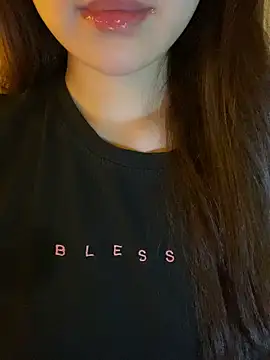 Snapshot of minmin2kk5 chatting on March 2026 03:02:01 PM minmin2kk5 online show from March 2026 03:02:01 PM