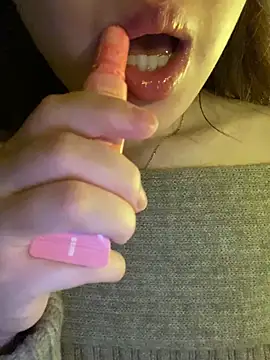 minmin2kk5 online show from February 2026 03:19:02 PM