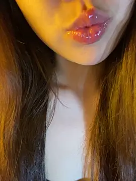 Snapshot of minmin2kk5 chatting on April 2026 07:05:02 AM minmin2kk5 online show from April 2026 07:05:02 AM