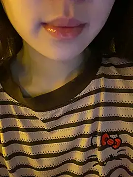 Snapshot of minmin2kk5 chatting on March 2026 01:54:01 AM minmin2kk5 online show from March 2026 01:54:01 AM