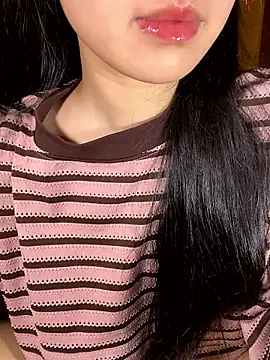 minmin2kk5 online show from December 2025 03:22:02 PM