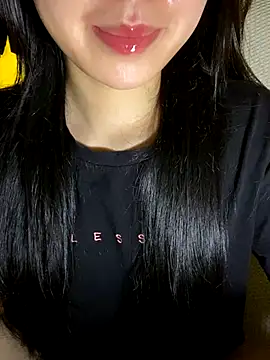 minmin2kk5 online show from December 2025 01:17:01 AM