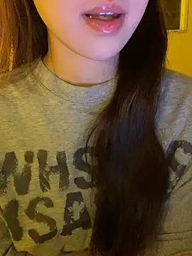 Snapshot of minmin2kk5 chatting on March 2026 03:28:03 PM minmin2kk5 online show from March 2026 03:28:03 PM