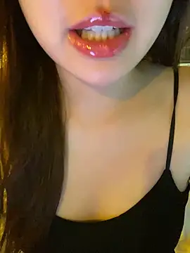 Snapshot of minmin2kk5 chatting on April 2026 03:39:02 PM minmin2kk5 online show from April 2026 03:39:02 PM