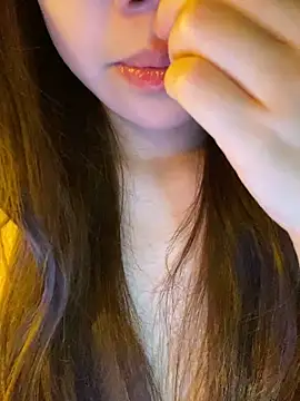 Snapshot of minmin2kk5 chatting on April 2026 04:13:01 PM minmin2kk5 online show from April 2026 04:13:01 PM