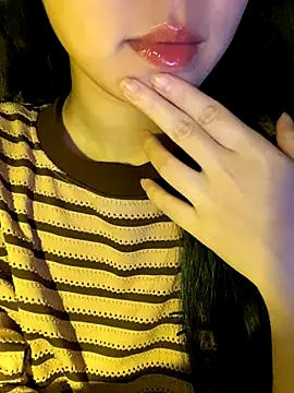 minmin2kk5 online show from December 2025 06:07:01 AM