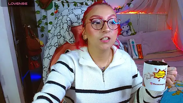 Littlerouse  online show from April 2026 07:48:01 AM