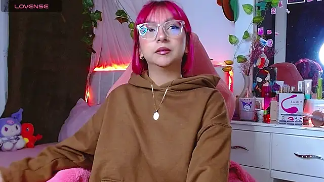 Littlerouse  online show from November 2025 03:05:01 AM