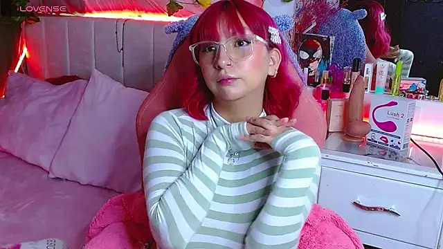 Littlerouse  online show from October 2025 05:09:01 AM
