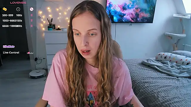 violet blue eyes online show from February 2026 11:42:02 AM