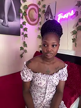 Queen Arnah254 online show from May 2026 02:03:01 PM