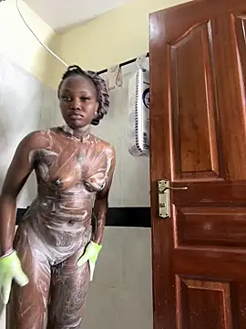 Queen Arnah254 online show from May 2026 03:53:01 PM