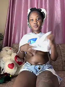 Queen Arnah254 online show from June 2026 06:20:01 PM