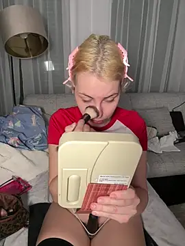 Livewithlucy online show from February 2026 07:18:02 AM