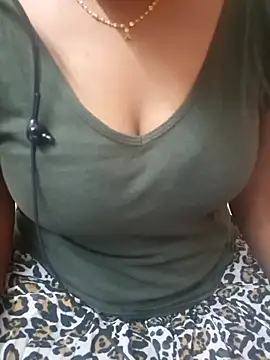 Janavi-janu online show from November 2025 05:39:01 PM