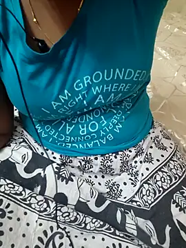 Janavi-janu online show from November 2025 04:29:02 AM