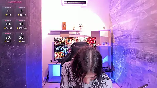 Snapshot of saracaball_ chatting on December 2025 06:07:01 AM saracaball online show from December 2025 06:07:01 AM