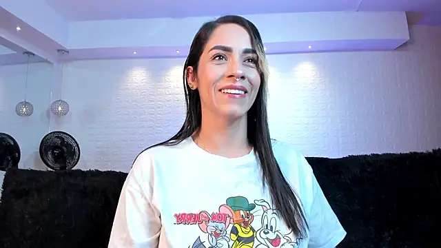 Snapshot of violet_scott chatting on December 2025 10:50:02 AM violet scott online show from December 2025 10:50:02 AM