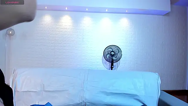 Snapshot of violet_scott chatting on September 2025 10:54:01 AM violet scott online show from September 2025 10:54:01 AM