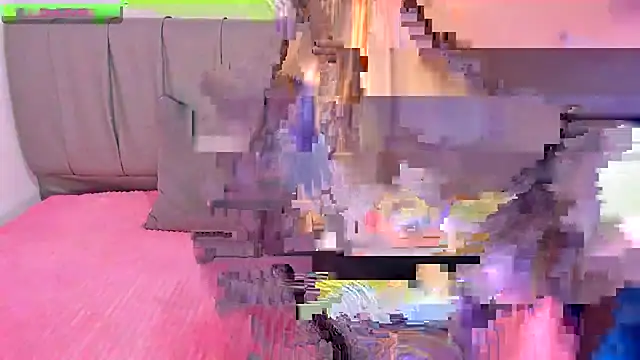 Cherllynn online show from October 2025 03:57:01 PM