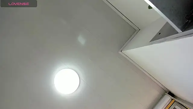 Cherllynn online show from November 2025 03:12:02 PM