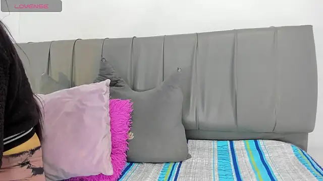 Cherllynn online show from September 2025 03:32:02 PM