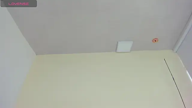 Cherllynn online show from November 2025 03:56:02 PM