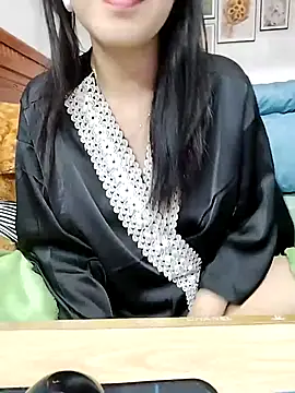 Snapshot of cream1299 chatting on March 2025 05:00:02 AM cream1299 online show from March 2025 05:00:02 AM