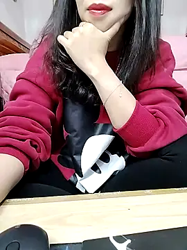 cream1299 online show from November 2025 01:55:01 PM