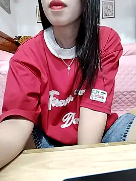 Snapshot of cream1299 chatting on September 2025 11:58:02 AM cream1299 online show from September 2025 11:58:02 AM
