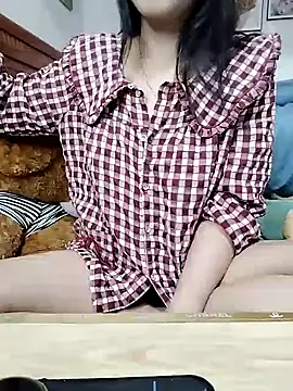 Snapshot of cream1299 chatting on March 2025 11:16:01 AM cream1299 online show from March 2025 11:16:01 AM