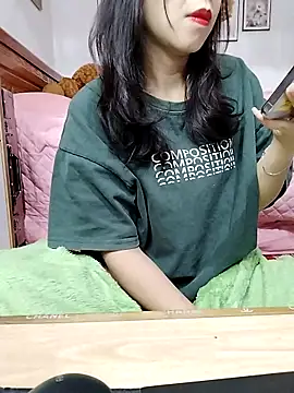 cream1299 online show from November 2025 01:49:01 AM